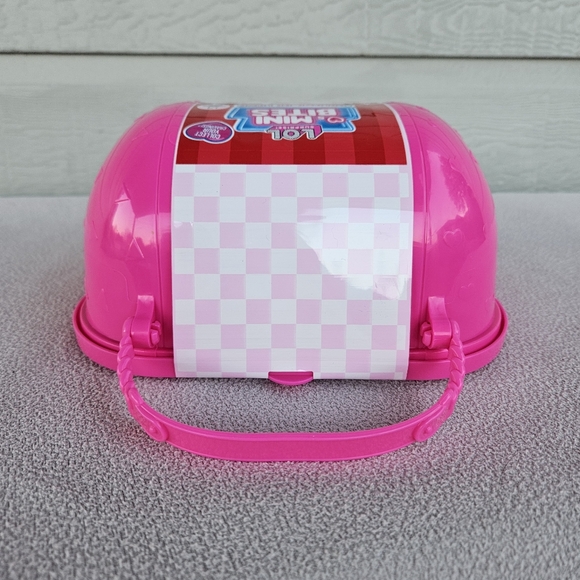 L.O.L. Surprise! Mini Bites Deluxe Kelloggs Cereal Froot Loops Doll - Picture 5 of 6